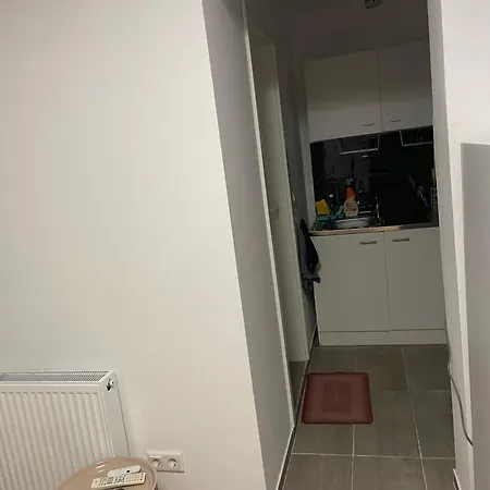 Ein Zimmer Fuer Zwei Personen Monteure Geeignet *